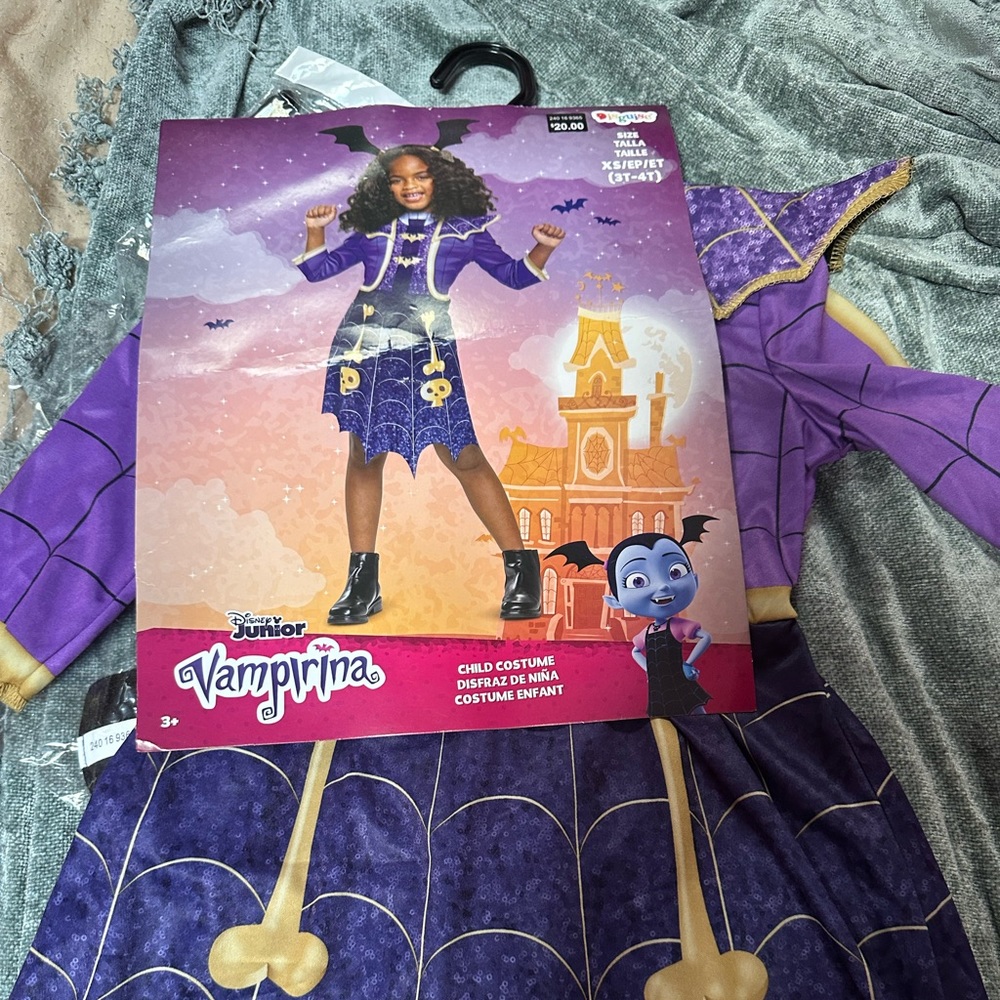 Vamprina disney junior costume